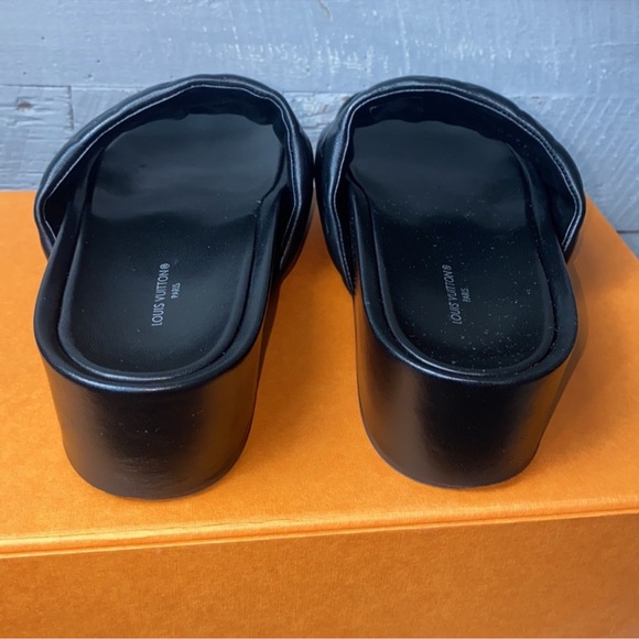 LOUIS VUITTON JUMBO PLATFORM MULES SLIDES PILLOW - Picture 4 of 10